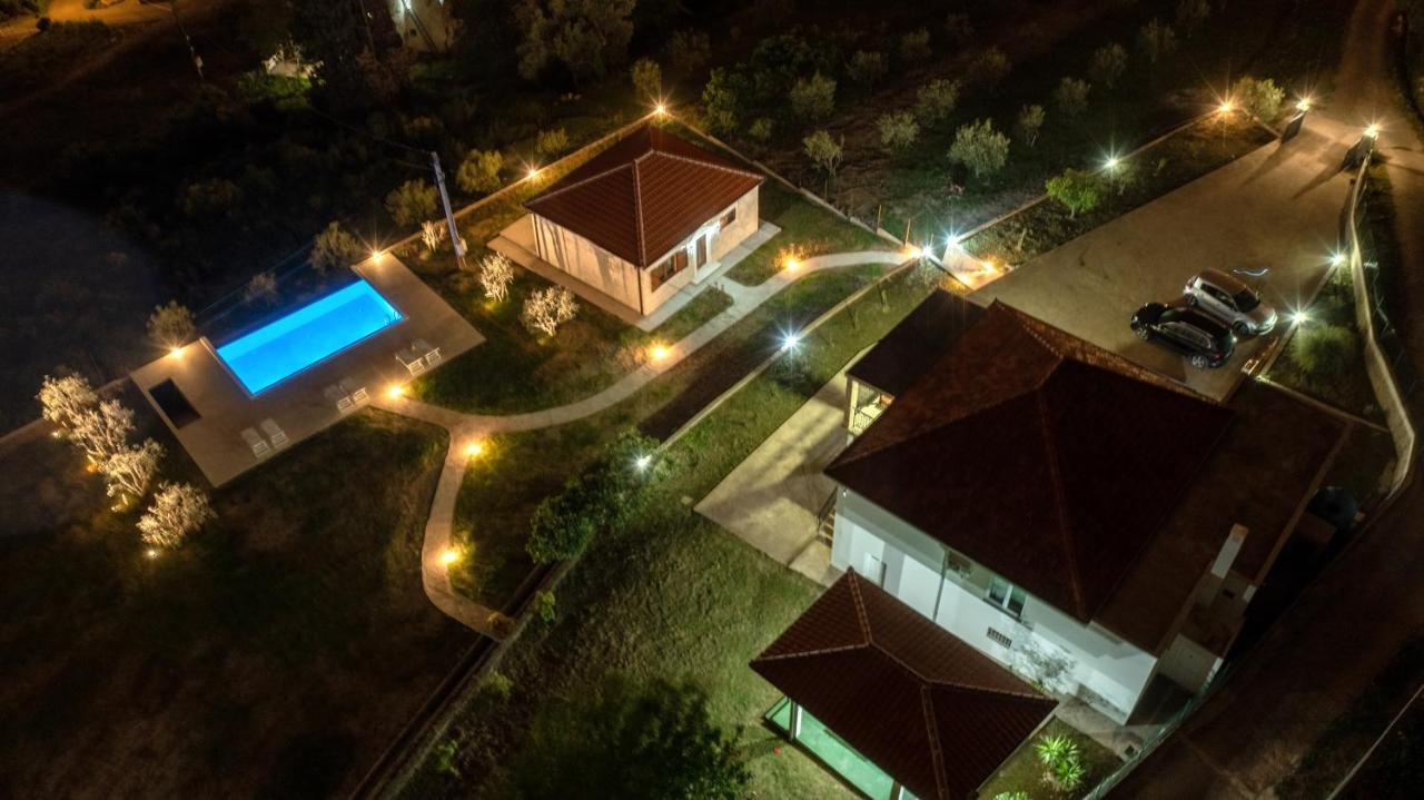 Uphill Glavanovic villas and Mediterranean surroundings